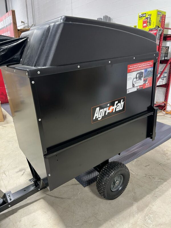 Agri-Fab Mow N Vac, 32 Cu Ft Capacity